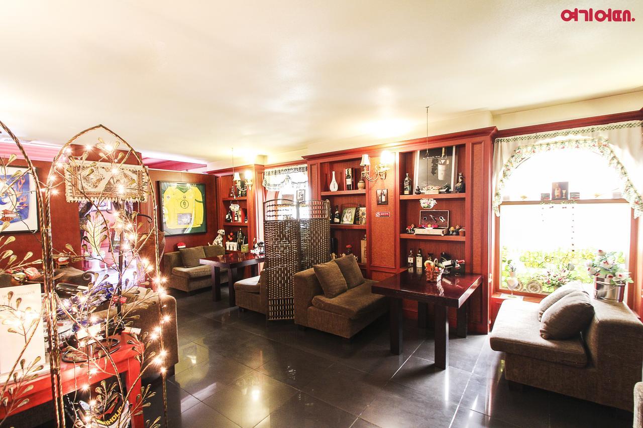 Garden Hotel Uijeongbu Екстер'єр фото