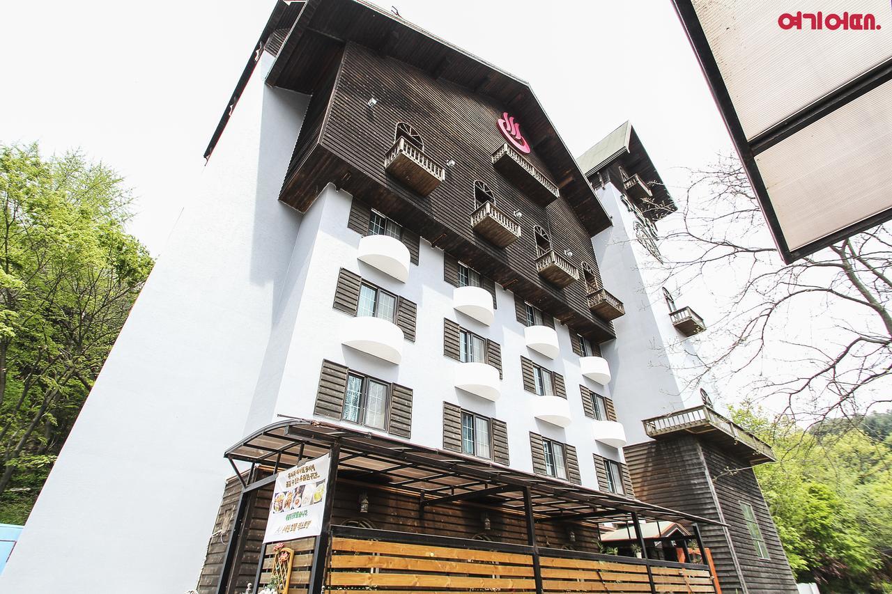 Garden Hotel Uijeongbu Екстер'єр фото